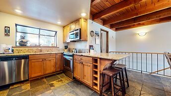 Snowflower 26 Remodeled Spacious Condo With Great Complex Amenities by