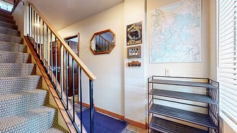 Snowflower 26 Remodeled Spacious Condo With Great Complex Amenities by