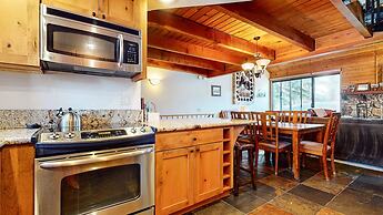 Snowflower 26 Remodeled Spacious Condo With Great Complex Amenities by