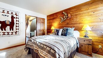 Snowflower 26 Remodeled Spacious Condo With Great Complex Amenities by