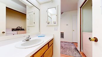 Snowcreek I 82 Spacious Yet Cozy Condo with Private Washer Dryer by Re