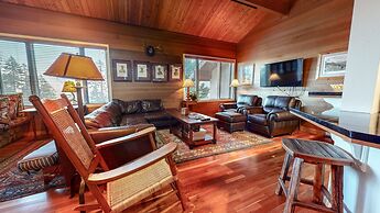 Bridges Townhome 9 Deluxe, Mountain View Townhome with Private Decks a