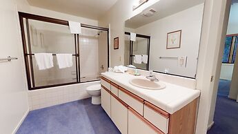 Bridges Townhome 9 Deluxe, Mountain View Townhome with Private Decks a