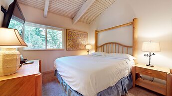 Mammoth West 115 Updated Condo, Just A Short Walk To Canyon Lodge by R
