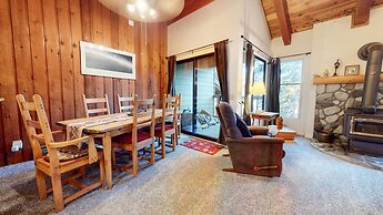 Val DIsere 3 Cozy Condo, Just A Short Walk To The Village by RedAwning