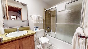 Val DIsere 3 Cozy Condo, Just A Short Walk To The Village by RedAwning