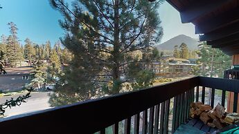 Mammoth West 116 Quaint And Cozy Condo Best location on Canyon Blvd by
