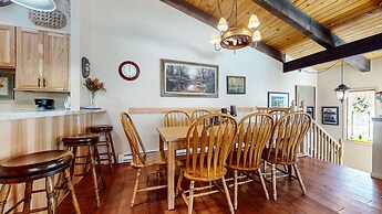 Chateau de Montagne 1 Spacious Townhome with Great Complex Amenities O