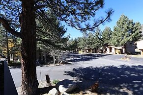 Chateau de Montagne 1 Spacious Townhome with Great Complex Amenities O