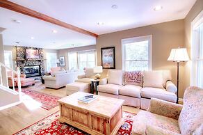 1717 Geneva Drive W - 4 Br Townhouse