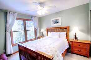 1717 Geneva Drive W - 4 Br Townhouse