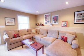 1717 Geneva Drive W - 4 Br Townhouse