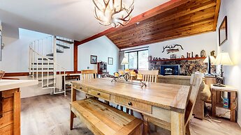 Mammoth Sierra Townhome