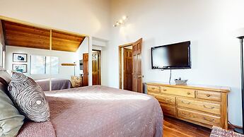 Mammoth Sierra Townhome