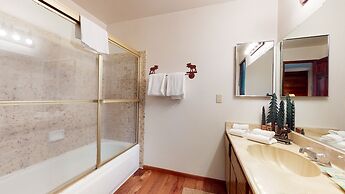 Mammoth Sierra Townhome