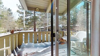 Chateau de Montagne 15 On The Shuttle Route, Walk to Shopping Center, 