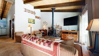 Chateau de Montagne 15 On The Shuttle Route, Walk to Shopping Center, 