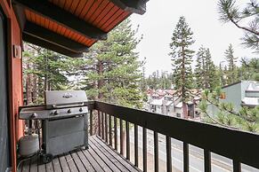 Mammoth West 124 Spacious Condo great for large group, Walk to Canyon 
