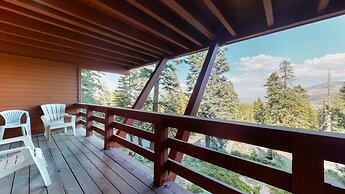 Bridges Townhome 13 Mountain View Townhome just Steps to the Slopes wi