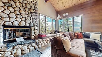 Bridges Townhome 13 Mountain View Townhome just Steps to the Slopes wi