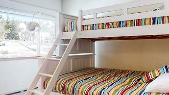 Mammoth West 140 Pet-Friendly Updated Condo, Just A Short Walk to Cany