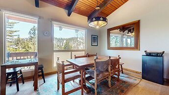 Mammoth West 140 Pet-Friendly Updated Condo, Just A Short Walk to Cany