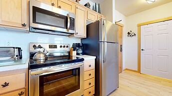 Sunstone 103 Updated Condo At Sunstone Lodge with Great Complex Amenit