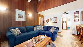 Horizons 4 188 Cozy Condo with Great Complex Amenities, On the Shuttle