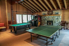 Horizons 4 188 Cozy Condo with Great Complex Amenities, On the Shuttle