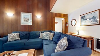 Horizons 4 188 Cozy Condo with Great Complex Amenities, On the Shuttle