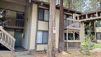 Horizons 4 188 Cozy Condo with Great Complex Amenities, On the Shuttle