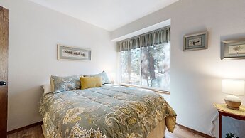 Horizons 4 188 Cozy Condo with Great Complex Amenities, On the Shuttle