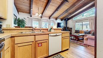 Chateau de Montagne 17 Spacious Family Townhome with Great Complex Ame