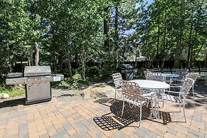 Chateau de Montagne 17 Spacious Family Townhome with Great Complex Ame