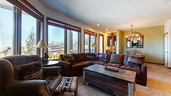 Eagle Run 212 Ski-in Ski-Out Luxury Mountain Cabin with Private Washer