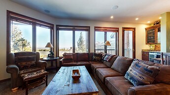 Eagle Run 212 Ski-in Ski-Out Luxury Mountain Cabin with Private Washer