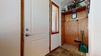 Eagle Run 212 Ski-in Ski-Out Luxury Mountain Cabin with Private Washer