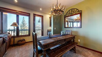 Eagle Run 212 Ski-in Ski-Out Luxury Mountain Cabin with Private Washer