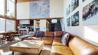Val Disere 35 Spacious Condo, Balcony With BBQ , Walk To The Village b