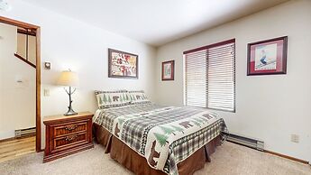 Snowflower 49 Spacious Corner Unit, Private Washer Dryer by RedAwning