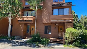 Snowflower 49 Spacious Corner Unit, Private Washer Dryer by RedAwning