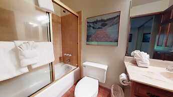 Snowflower 74 Spacious Condo with Great Complex Amenities, On The Shut