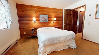 Snowflower 74 Spacious Condo with Great Complex Amenities, On The Shut