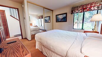 Snowflower 74 Spacious Condo with Great Complex Amenities, On The Shut