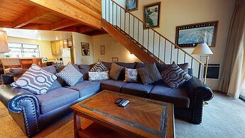 Snowflower 74 Spacious Condo with Great Complex Amenities, On The Shut