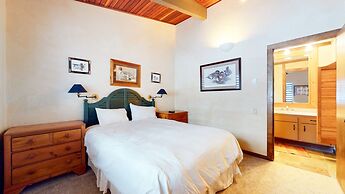 Mammoth West 143 Quiet Condo With Amazing Mountain Views and A Short W