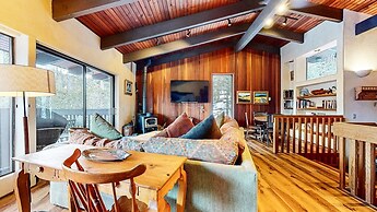 Mammoth West 143 Quiet Condo With Amazing Mountain Views and A Short W