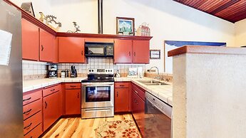 Mammoth West 143 Quiet Condo With Amazing Mountain Views and A Short W