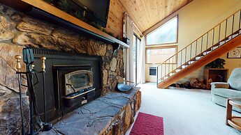 Snowflower 81 Mountain Rustic with Great Complex Amenities, On The Shu