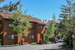 Snowflower 81 Mountain Rustic with Great Complex Amenities, On The Shu